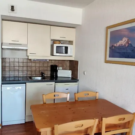 2 Pieces 4 Personnes Au Rez-de-chaussee Avec Balcon - Le Hameau Du Puy - Fr-1-504-572 Apartment