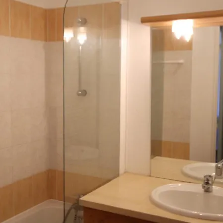 2 Pieces 4 Personnes Au Rez-de-chaussee Avec Balcon - Le Hameau Du Puy - Fr-1-504-572 Apartment *